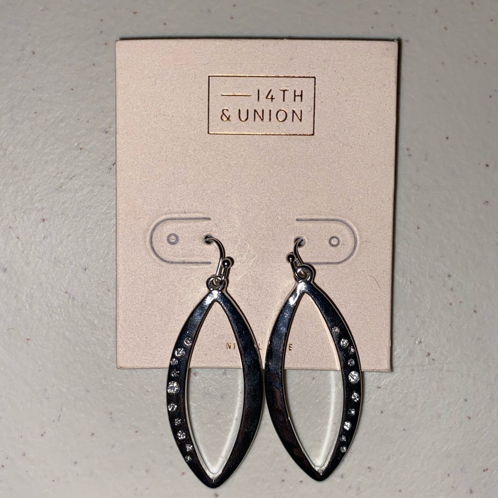 NWT 14th & Union Silver Drop Earrings